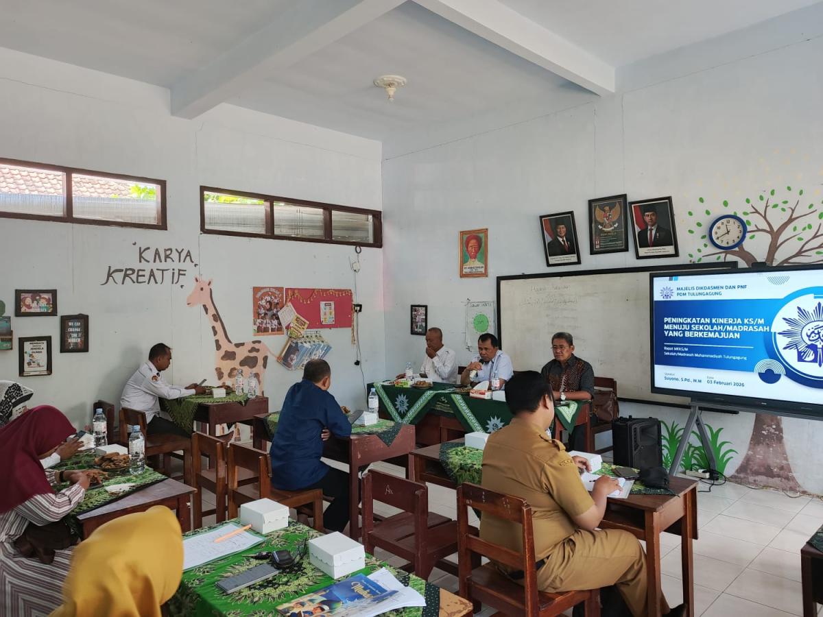 Rapat MKKS Majelis Dikdasmen dan PNF PDM Tulungagung Bahas Peningkatan Kinerja Sekolah